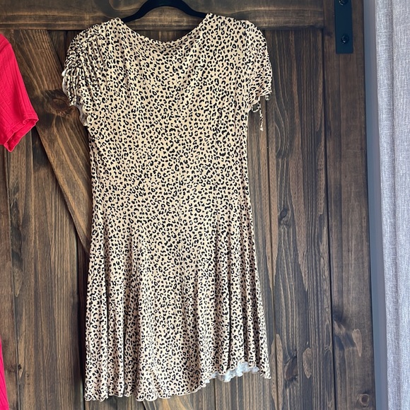 Boutique leopard dress - Picture 2 of 2